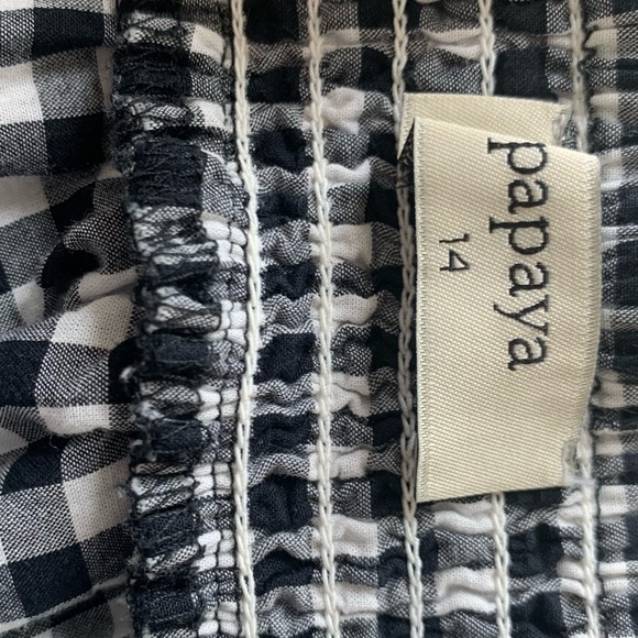 Off/on the shoulder check dress - Picture 7 of 10